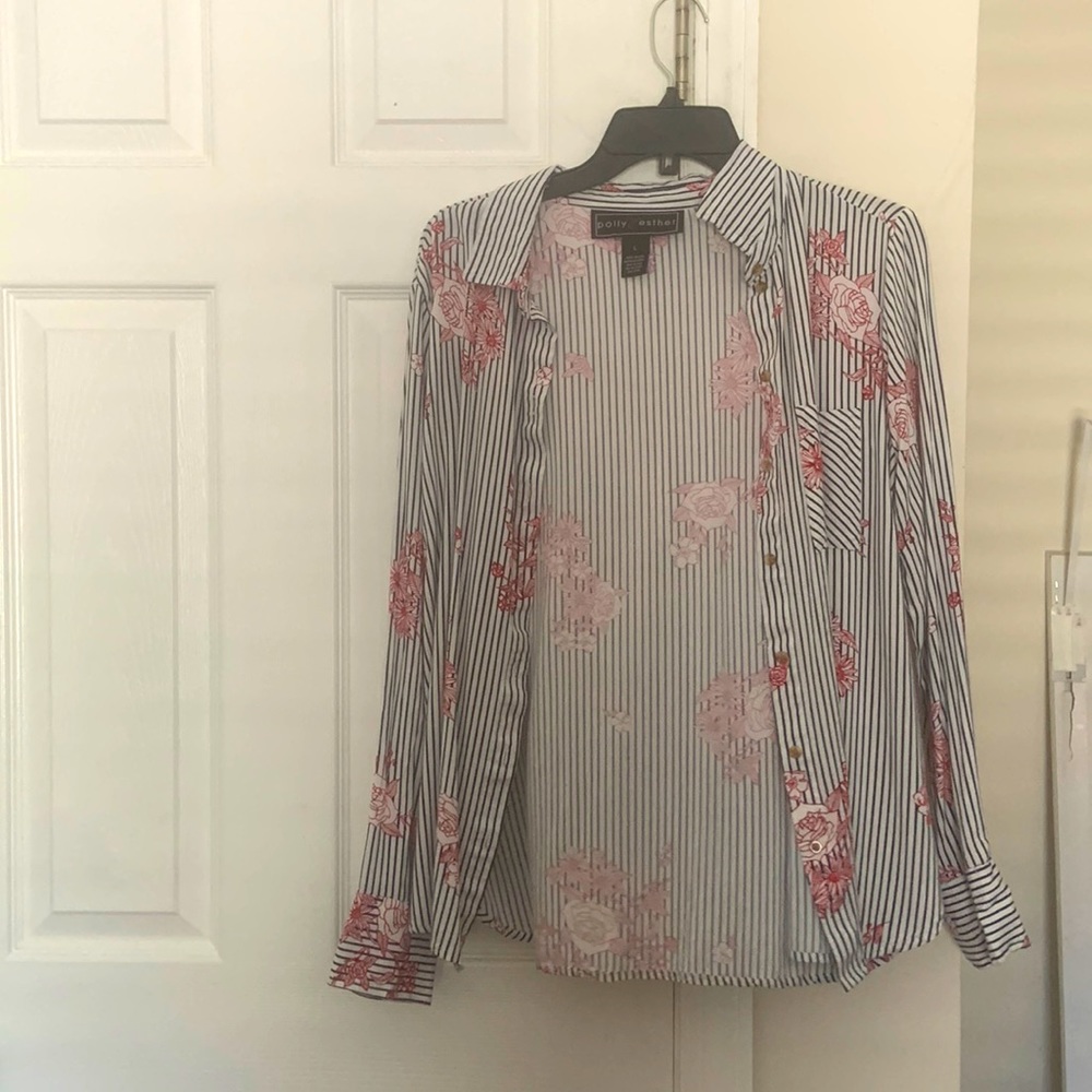 Super cute lightweight striped blouse with floral print